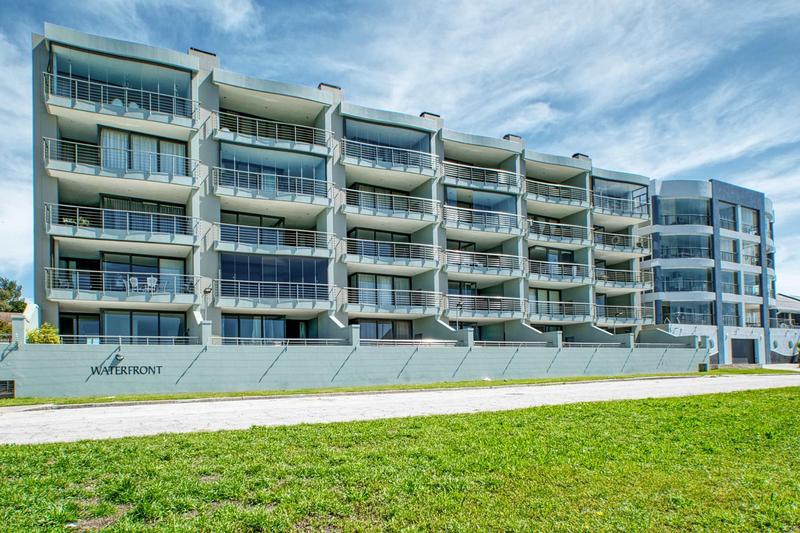 2 Bedroom Property for Sale in Humewood Eastern Cape